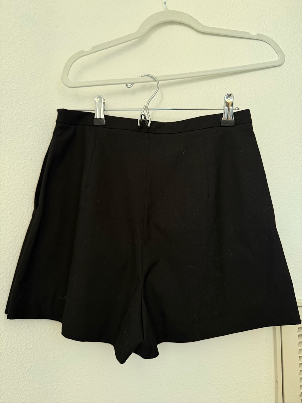Zara NWT Black Pleated Mini Skort - Picture 2 of 2